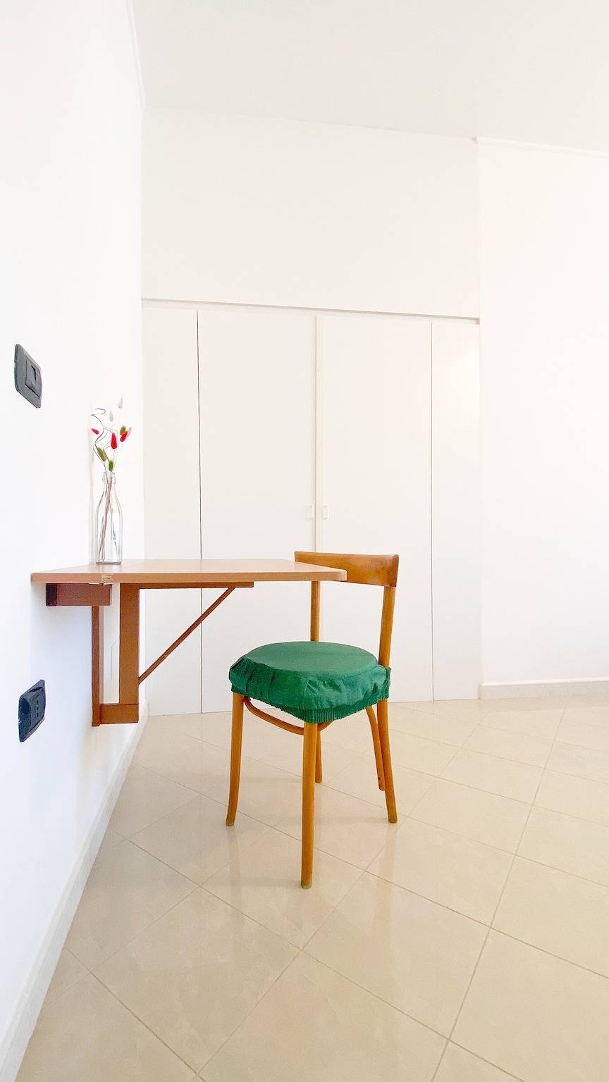 Camera matrimoniale con bagno privato e vista mare in Gonnesa, Iglesiente