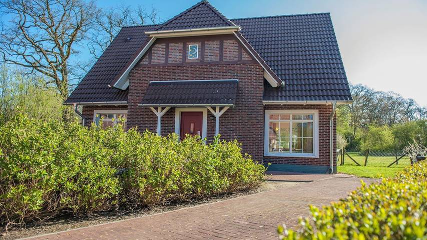 Ferienhaus für 12 Personen, mit Sauna und Terrasse sowie Garten, mit Haustier in Bad Bentheim