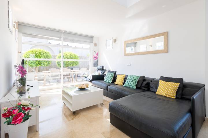 Holiday Home 'Marc 6' with Private Pool, Wi-Fi and Air Conditioning in Can Picafort, Santa Margalida