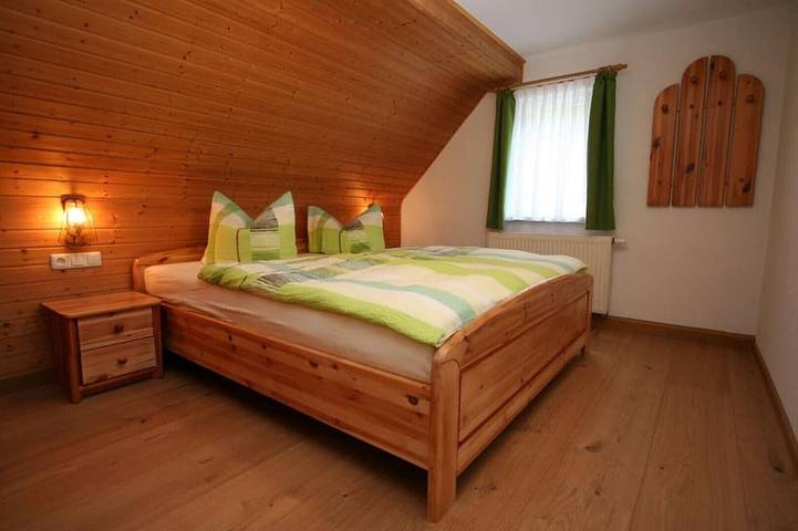 Ferienwohnung für 4 Personen, mit Whirlpool und Terrasse sowie Sauna und Garten in Schwarzatal - 2