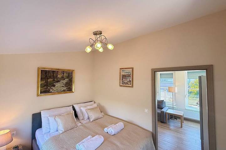 Ganze Wohnung, Penthouse with a Panorama balcony, and free Parking! in Ketschkemet, Kecskeméti járás