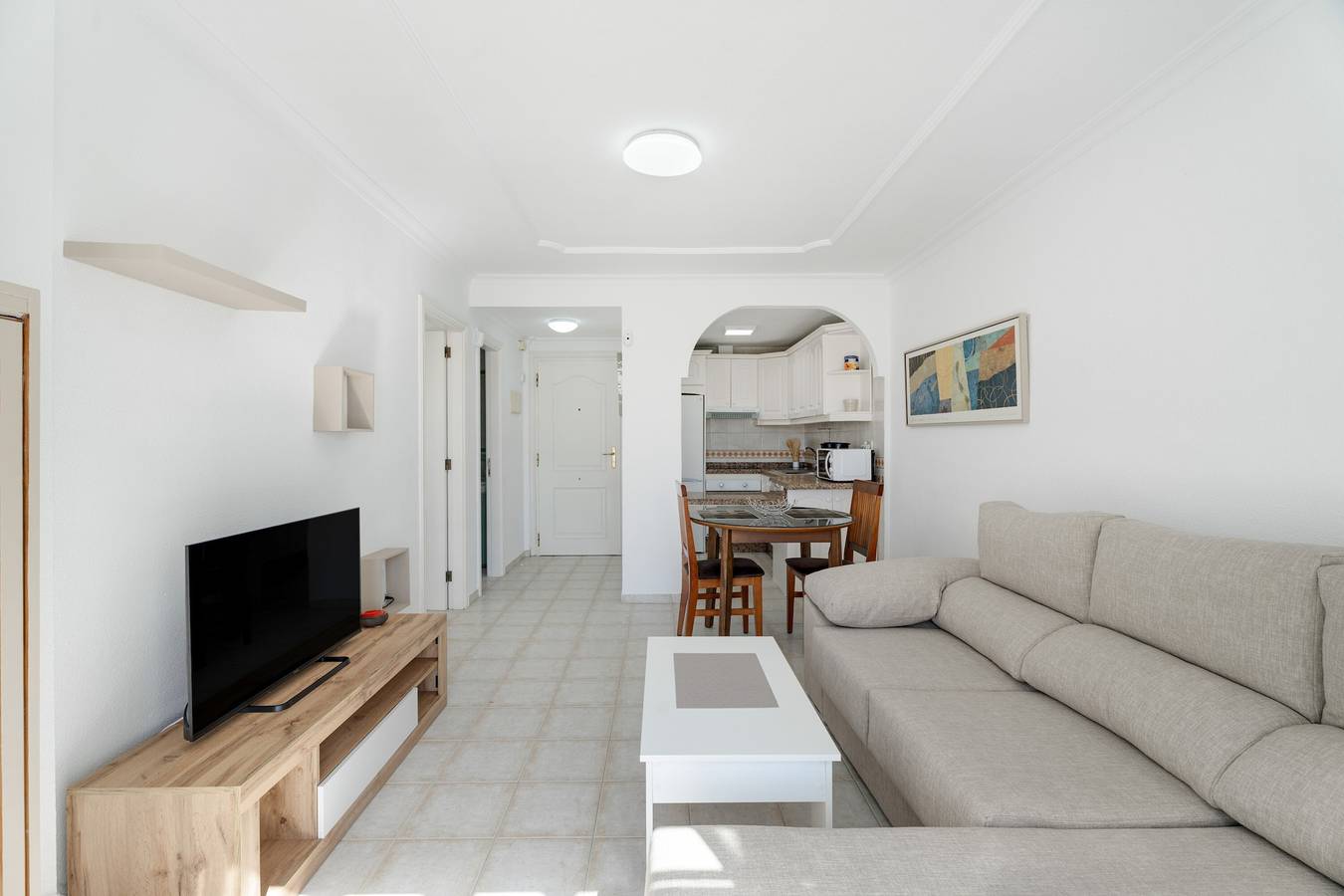 Appartement entier, Appartement de vacances « Piso Tenbel » avec vue sur la mer, piscine partagée et Wi-Fi in Costa del Silencio, Arona