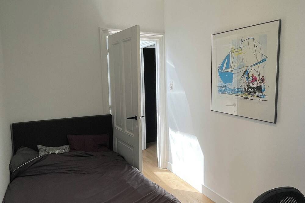 Ganze Wohnung, Penthouse with big terrace 50M close to beach and family neighbourhood. in Scheveningen, Den Haag