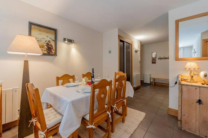Ganze Wohnung, V Balme 15: Beside Ski Lift; Pool, Sauna & Gym in Vallorcine, Region Bonneville