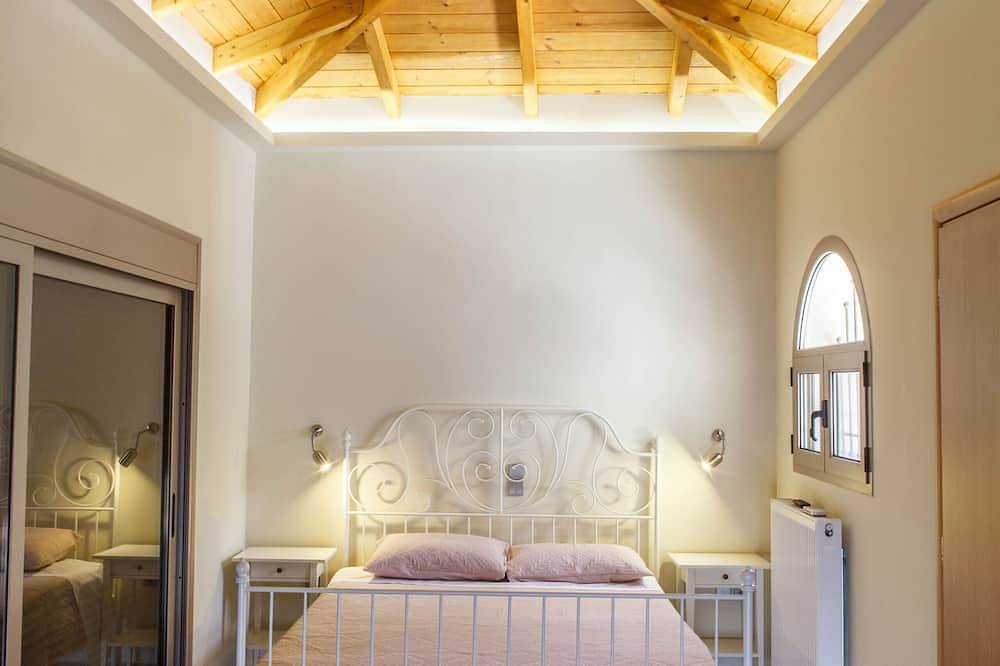 Luxury Villa near Nafplio with panoramic views of the sea, Tolo & Mount Asini. in Asini, Argolis