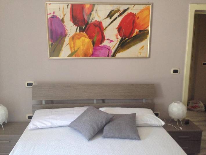 Ferienwohnung für 6 Personen, mit Balkon und Terrasse sowie Ausblick in Marina di Caulonia