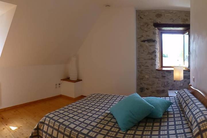 Gîte pour 5 personnes, avec jardin et terrasse à Aucun - 2