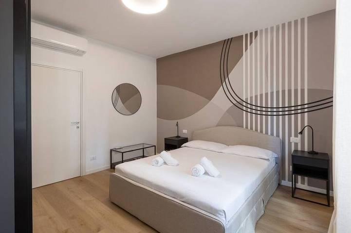 Appartamento intero, Elegante e moderno Trilocale Parco Sempione in Milano, Provincia di Milano