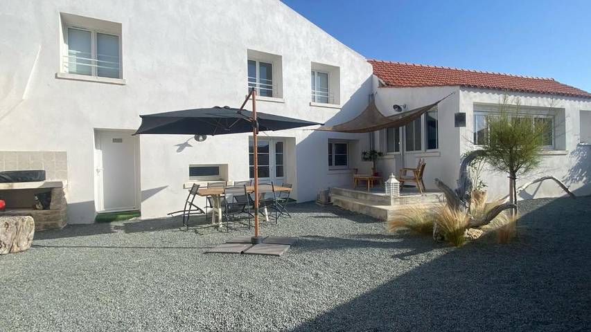 Ferienhaus für 8 Personen, mit Terrasse und Garten