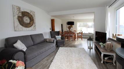 Ferienwohnung für 4 Personen, mit Sauna und Terrasse sowie Garten und Whirlpool in Behrensdorf