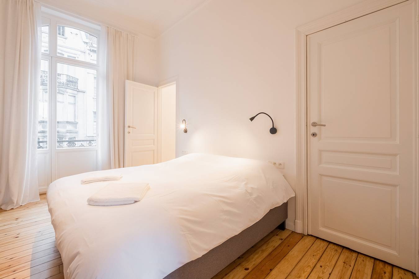 Appartement entier, Françaisappartement de 80 m² avec check-in automatique in Saint-Gilles (Belgique), Région de Bruxelles