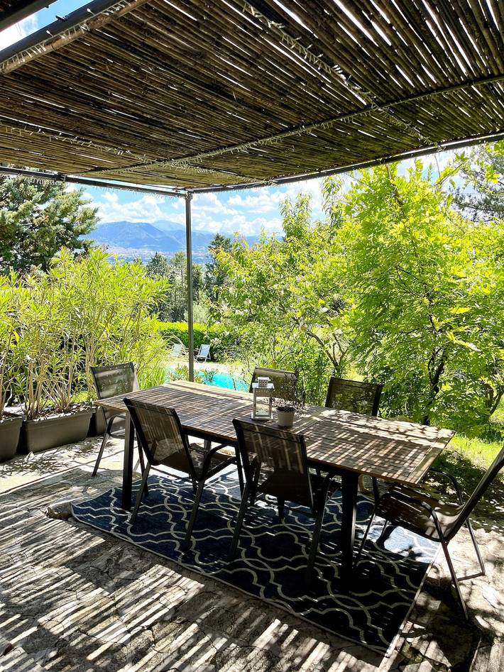 Ganze Wohnung, Ferienwohnung mit Pool und Blick auf Gubbio in Gubbio, Umbrien