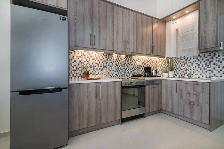 Ferienwohnung für 5 Personen, mit Ausblick und Garten sowie Meerblick und Terrasse in Zakynthos Stadt - 4