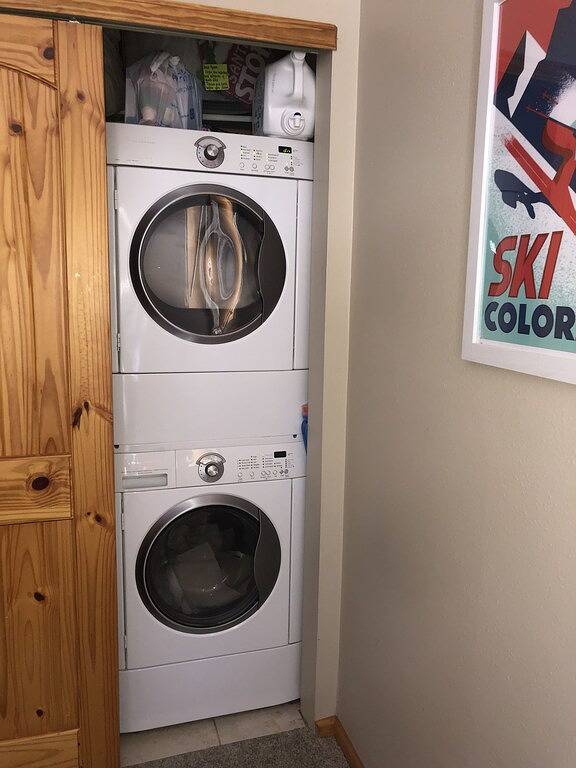 Ganze Wohnung, Cozy Creekside Condo (Erdgeschoss, End-Gerät) in Frisco, Arapaho and Roosevelt National Forests