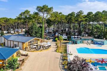 Camping pour 8 Personnes dans Saint-Julien-en-Born, Région de Dax, Photo 3