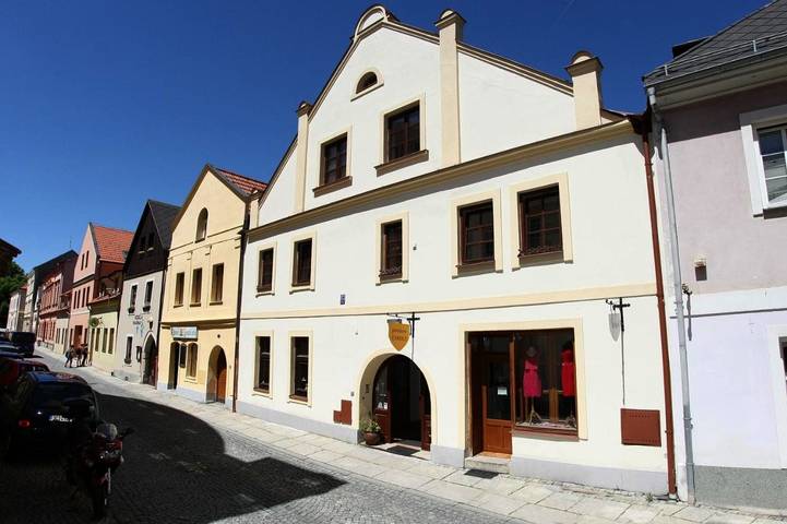Gîte pour 3 personnes, avec sauna et jardin, animaux acceptés à Domažlice