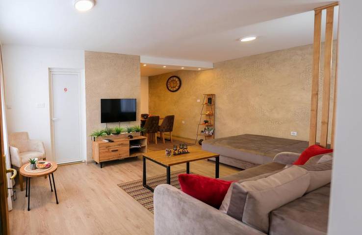 Gîte pour 4 personnes, avec jardin et vue dans Kursumlija