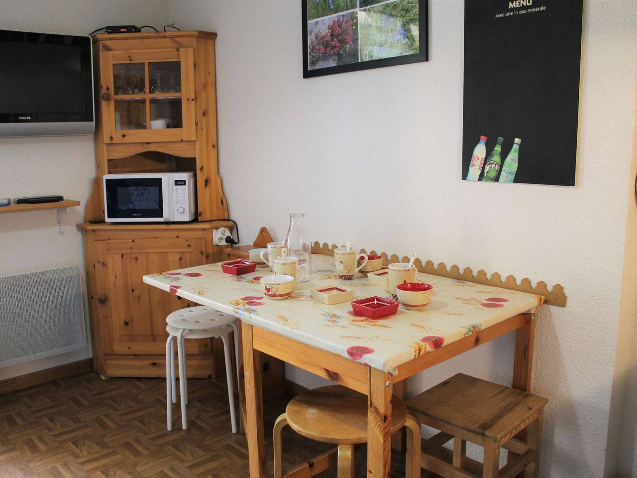 Appartement entier, Charmant T2 à Vars Sainte Marie, balcon sud, à 300m des pistes, navettes gratuites, animaux acceptés in Vars (station de ski), Vars