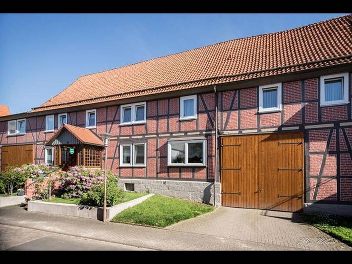 Privatzimmer, mit Terrasse und Garten sowie Ausblick