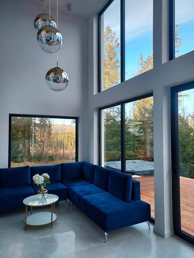 Willa dla 8 osób, z sauna i jacuzzi oraz ogród w Istebna