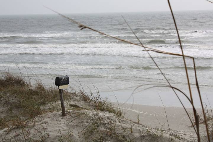 Vacation rental for 14 people, with yard in Sunset Beach (NC)