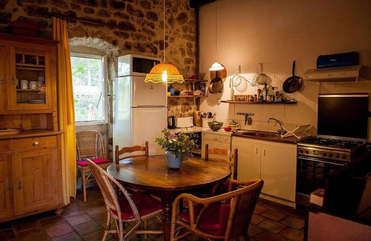 Maison d’hôte pour 7 personnes, avec sauna et jardin ainsi que piscine et jacuzzi en Ardèche - 4