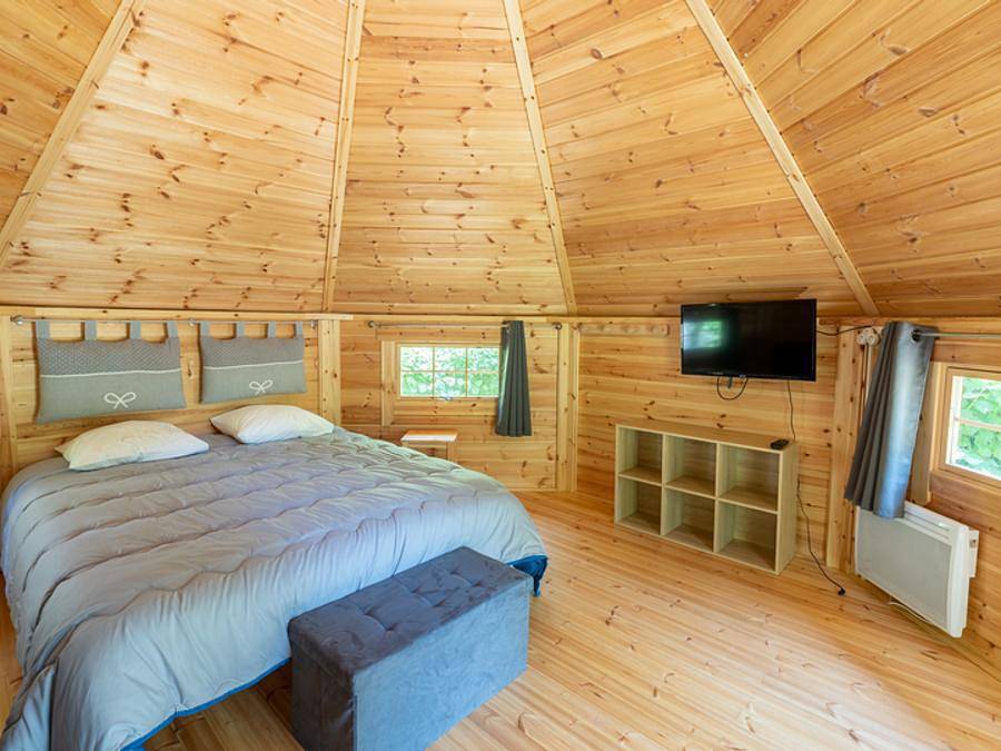 Camping Les Cantarelles - Chalet 4 personen - Chalet Kota - 1 Zimmer (ohne Sanitäranlagen) in Alrance, Zentralmassiv