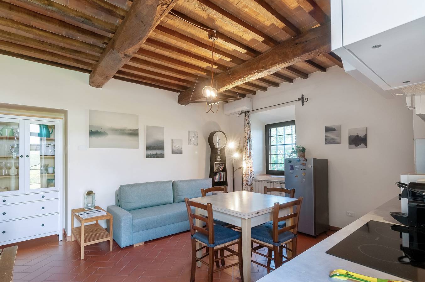 Appartement entier, Appartement 'Sassaia' avec piscine privée, Wi-Fi et climatisation in Chianti