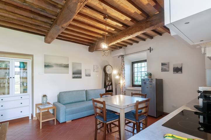 Entire apartment, Sassaia Apartment with Private Pool, Wi-Fi, and Air Conditioning in San Casciano in Val di Pesa, Chianti