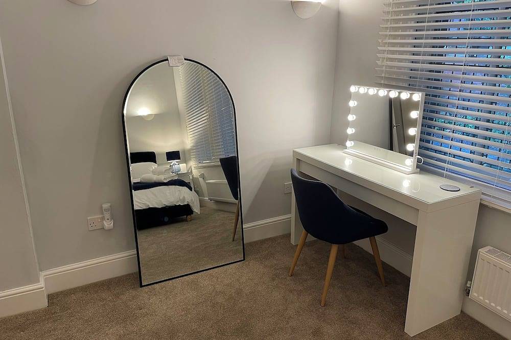 Ganze Wohnung, Contractors/Business/Families/Enjoy Fast Wifi Smart Tv in this Shiny 2 Bed Apt in Wakefield, Westliches Yorkshire