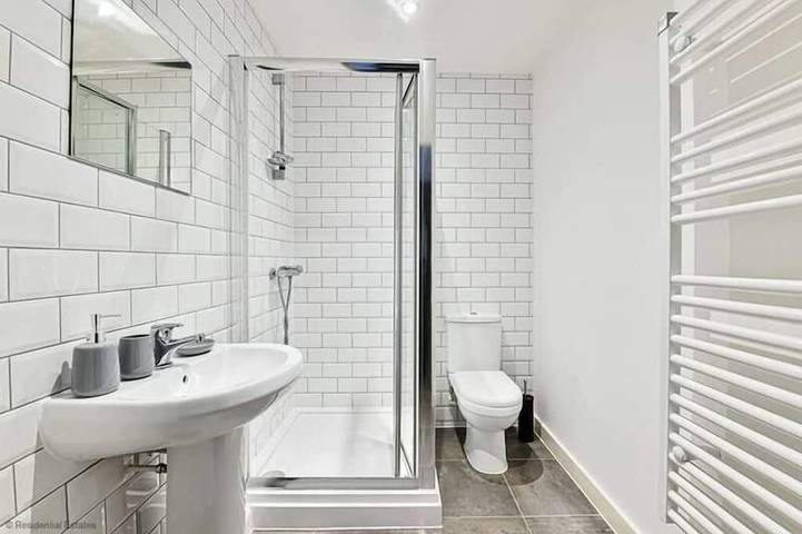 Ganze Wohnung, Kinetic in Greater Manchester