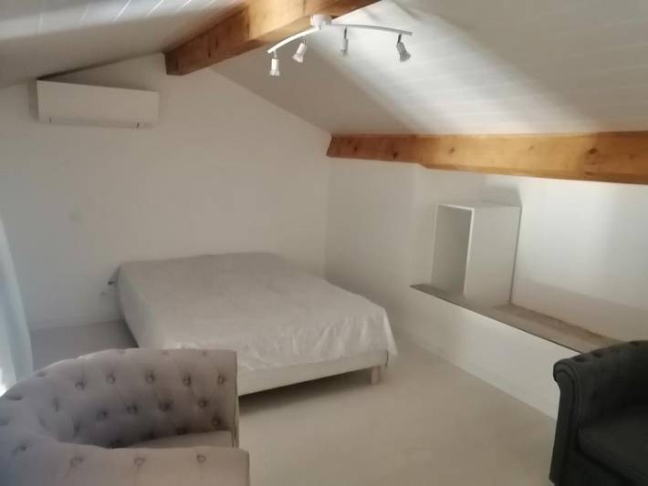 Gîte pour 4 personnes, avec vue, adapté aux familles à Forcalqueiret - 3