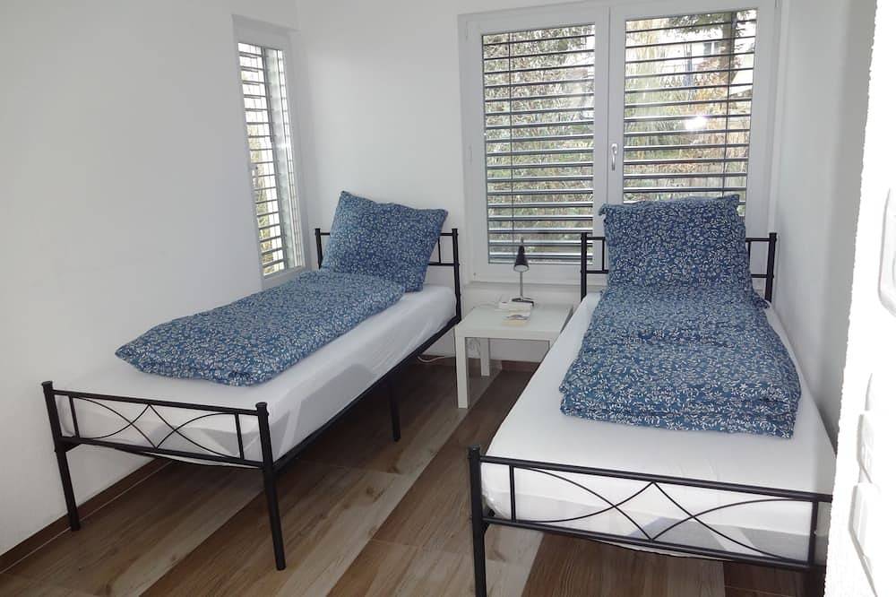 Delightful 4-bedroom house with Ac in charming Koblenz in Südschwarzwald