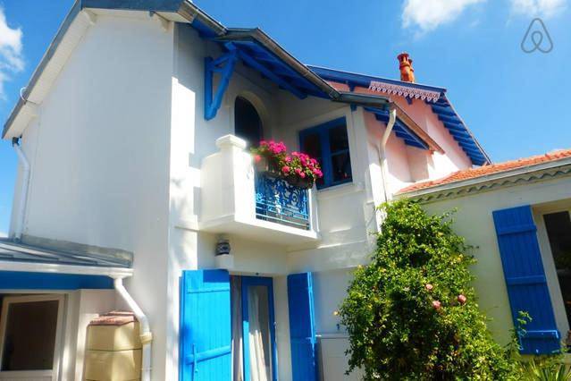 Chambre d’hôte pour 3 personnes, avec Terrasse ainsi que Jardin et Vue à Pornic