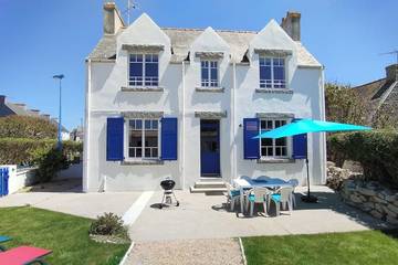 Location de vacances pour 4 personnes, avec jardin et terrasse dans Saint-Guénolé