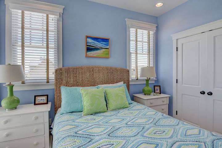 Vacation rental for 12 people, with balcony in Wrightsville Beach