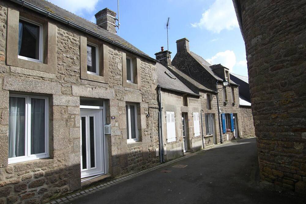 Casa acogedora en Barfleur: patio privado, mascotas bienvenidas, cerca del puerto y comercios in Barfleur, Región de Cherbourg