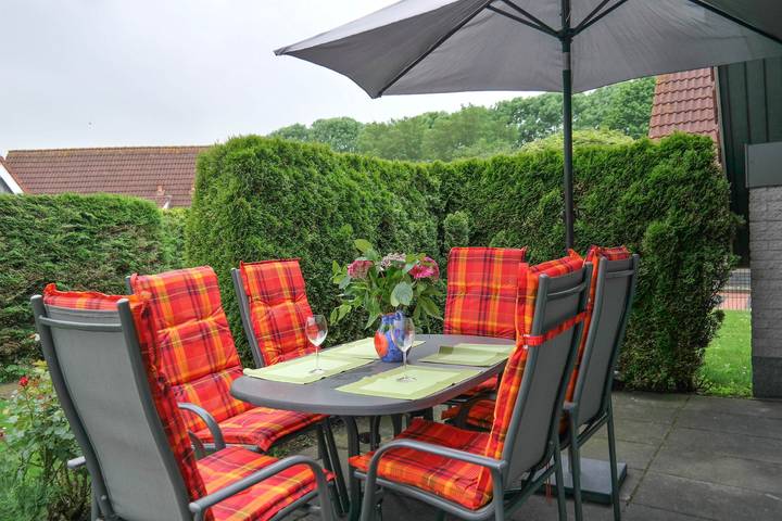 Ferienhaus für 6 Personen, mit Balkon/Terrasse und Garten in Friesland - 4