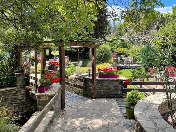 Hôtel pour 3 personnes, avec jardin, animaux acceptés à Florenville - 2