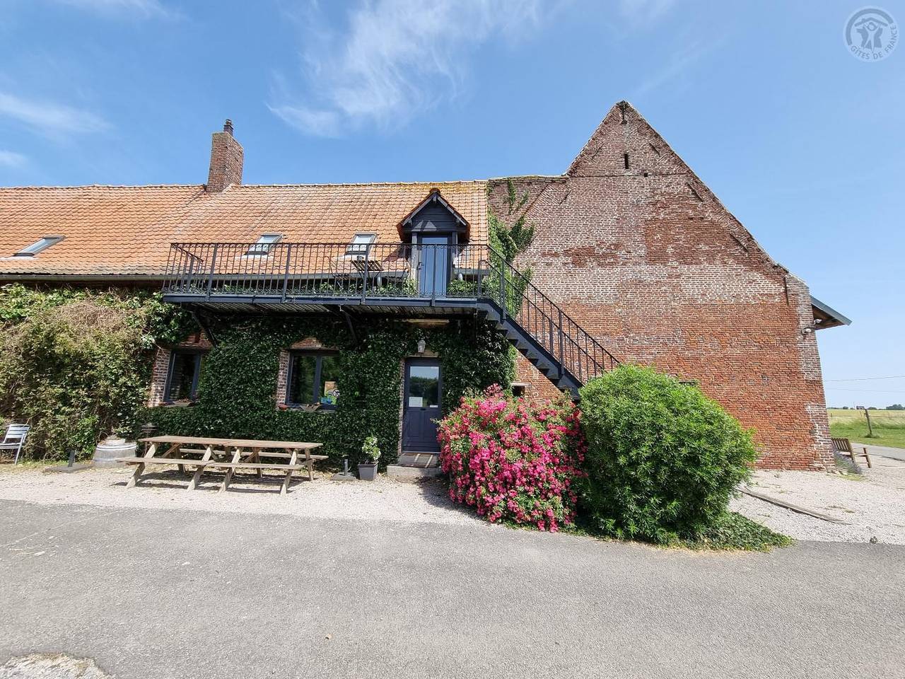 Ferme de la pouillerie - Bouton d'Or au rez-de-chaussée in Houplin-Ancoisne, Lille region