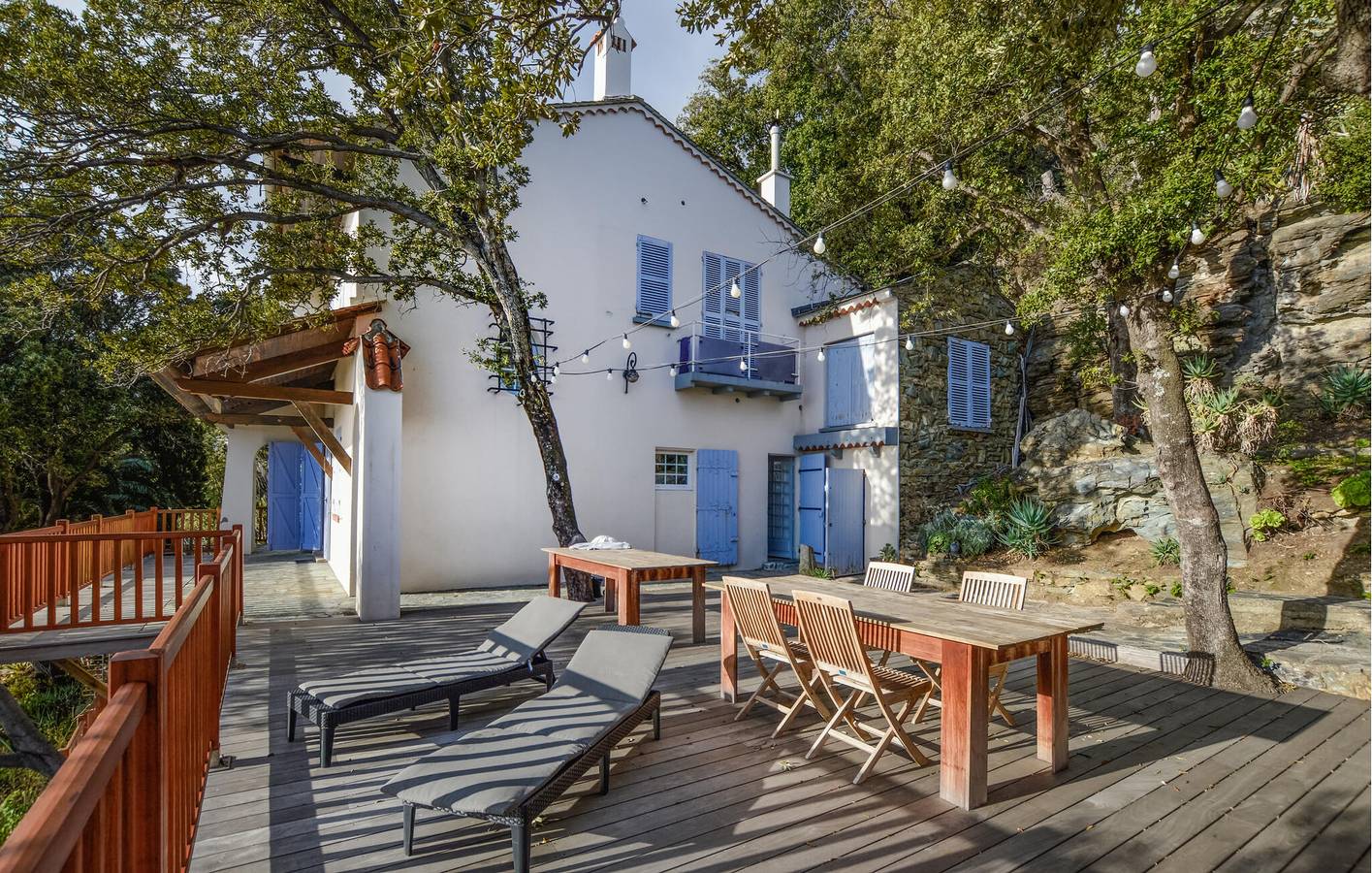 Retraite au bord de la mer avec WiFi, climatisation, parking et terrasse in Brando, Cap Corse