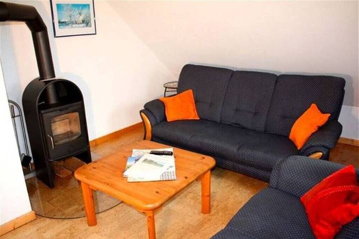 Ferienwohnung für 5 Personen, mit Garten, mit Haustier in Holtgast