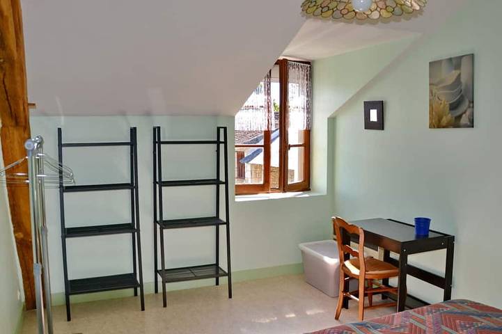 Gîte pour 6 personnes, avec jardin à Chaveignes - 2