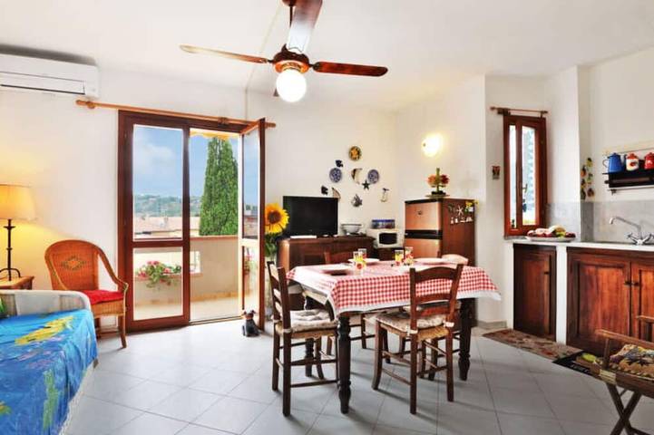 Ferienwohnung für 6 Personen in Porto Azzurro