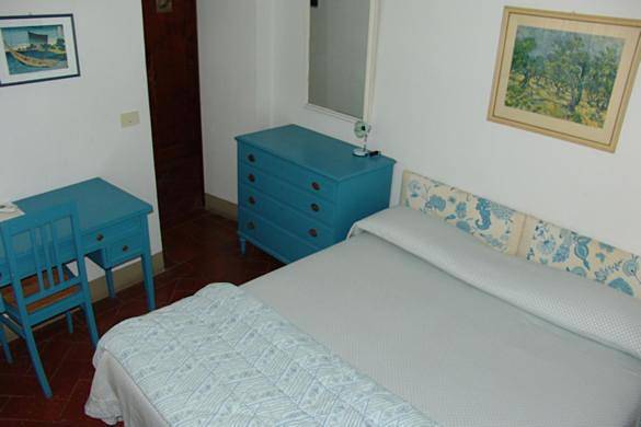 Location de vacances pour 3 personnes, avec vue ainsi que jardin et piscine, animaux acceptés à Prato - 4