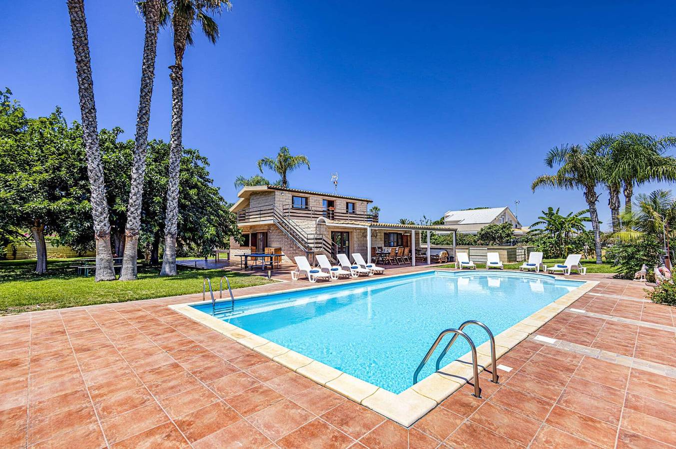 Villa per 8 persone con giardino in Spiaggia di Anticaglie, Santa Croce Camerina