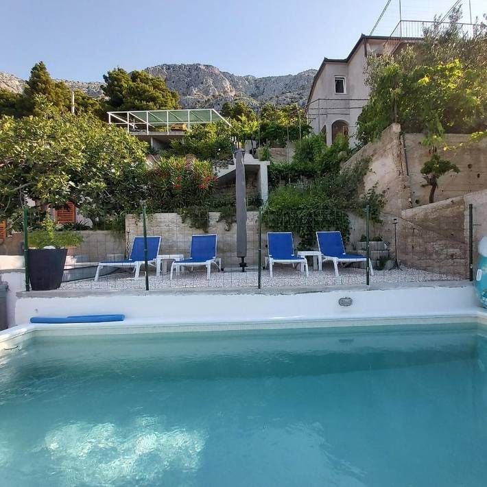 Ferienwohnung für 4 Personen, mit Garten und Ausblick sowie Pool - 1