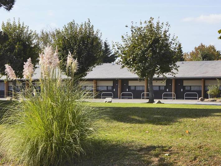 Hôtel pour 2 personnes, avec terrasse, animaux acceptés à Cerisé - 3