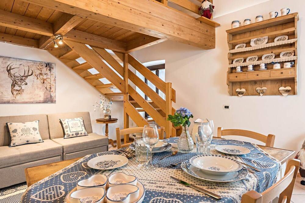 Ganze Wohnung, Perpetua Loft
Romantischer Kurzurlaub, Entspannung und Natur. Haustierfreundlich in Montagnaga (Baselga di Pinè), Baselga di Pinè