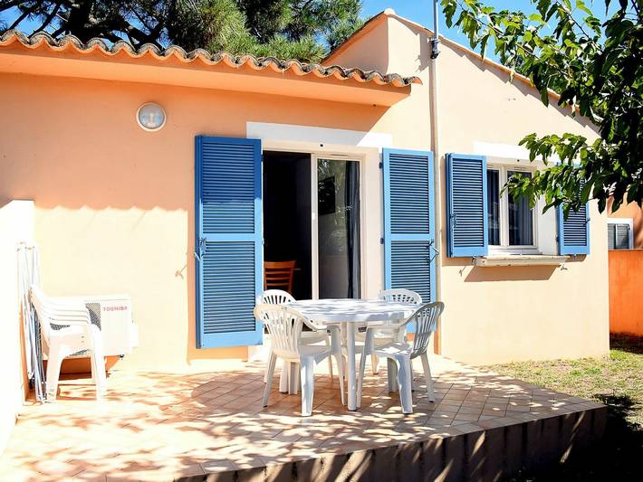 Location de vacances pour 6 personnes, avec piscine et jardin, animaux acceptés à Borgo - 2